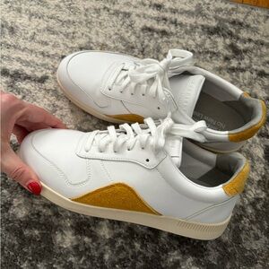 Everlane - sneakers size 9 - worn once